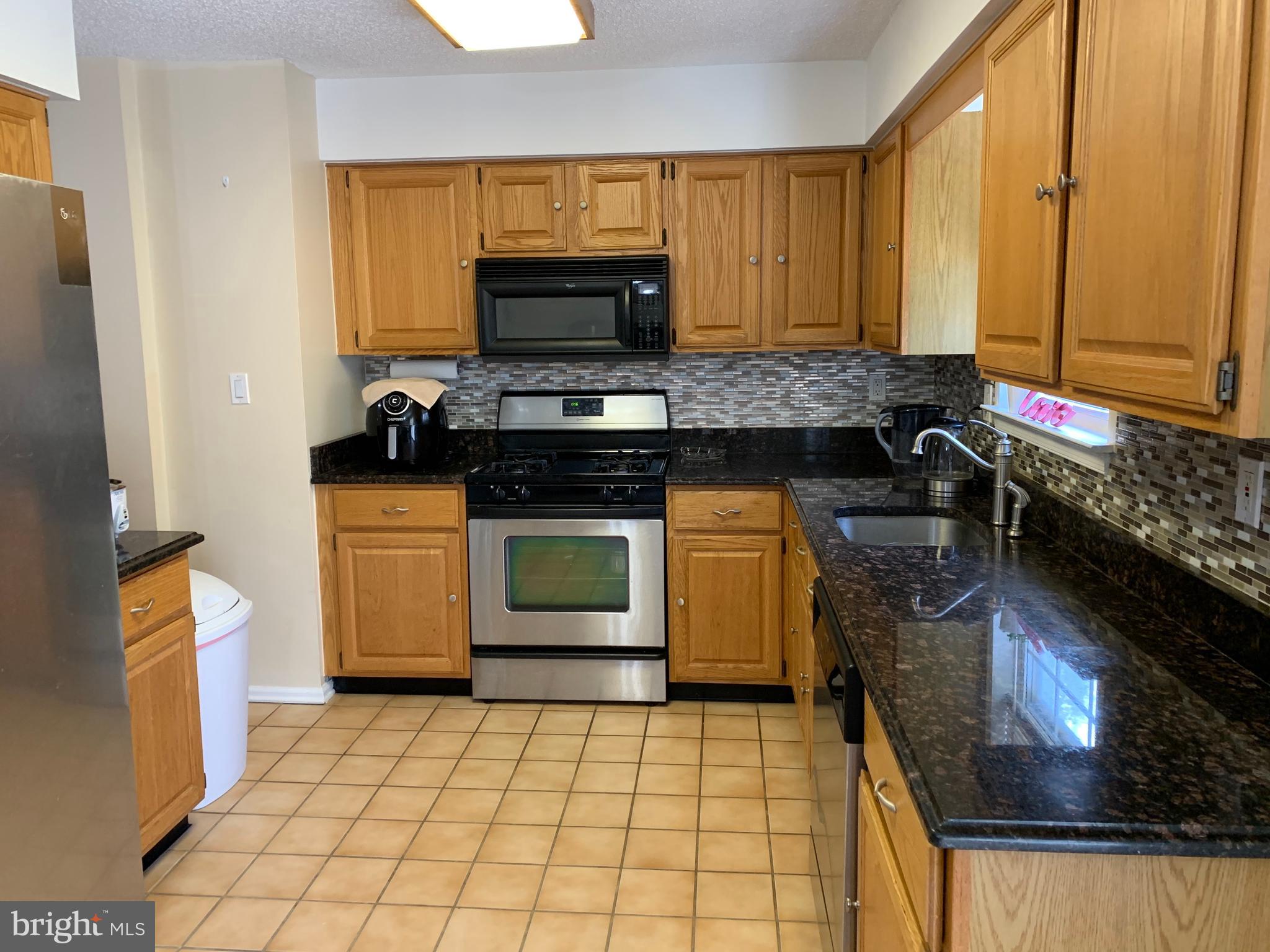41 Ketley Place Princeton, NJ 08540 - Photo 2 of 12 Kitchen