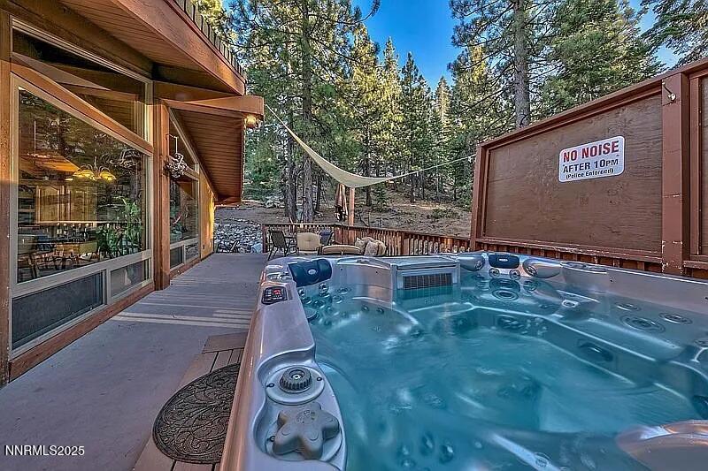 692 Highway 207 Stateline, NV 89449 - Photo 10 of 13 692 Kingsbury grade - Outside Hottub