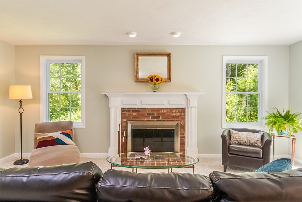 29 Acton Road Westford, MA 01886 - Photo 10 of 30 Gallery Image 10