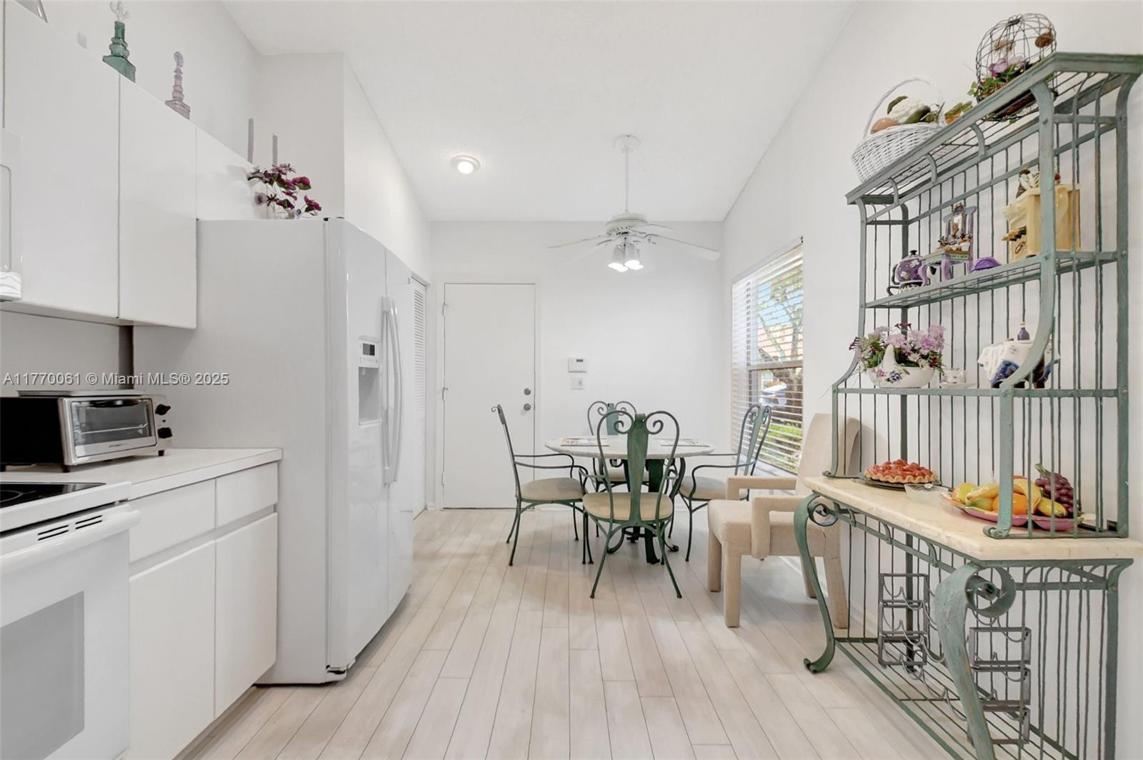 7713 Springwater Place Boynton Beach, FL 33437 - Photo 8 of 42