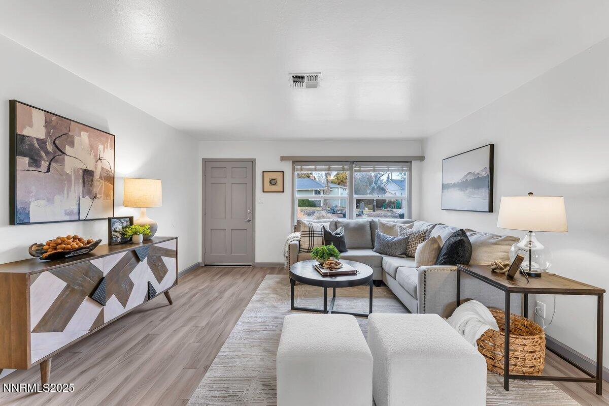 1155 Wesley Drive Reno, NV 89503 - Photo 11 of 53 1155 Wesley Dr Reno NV 89503 9 of 45