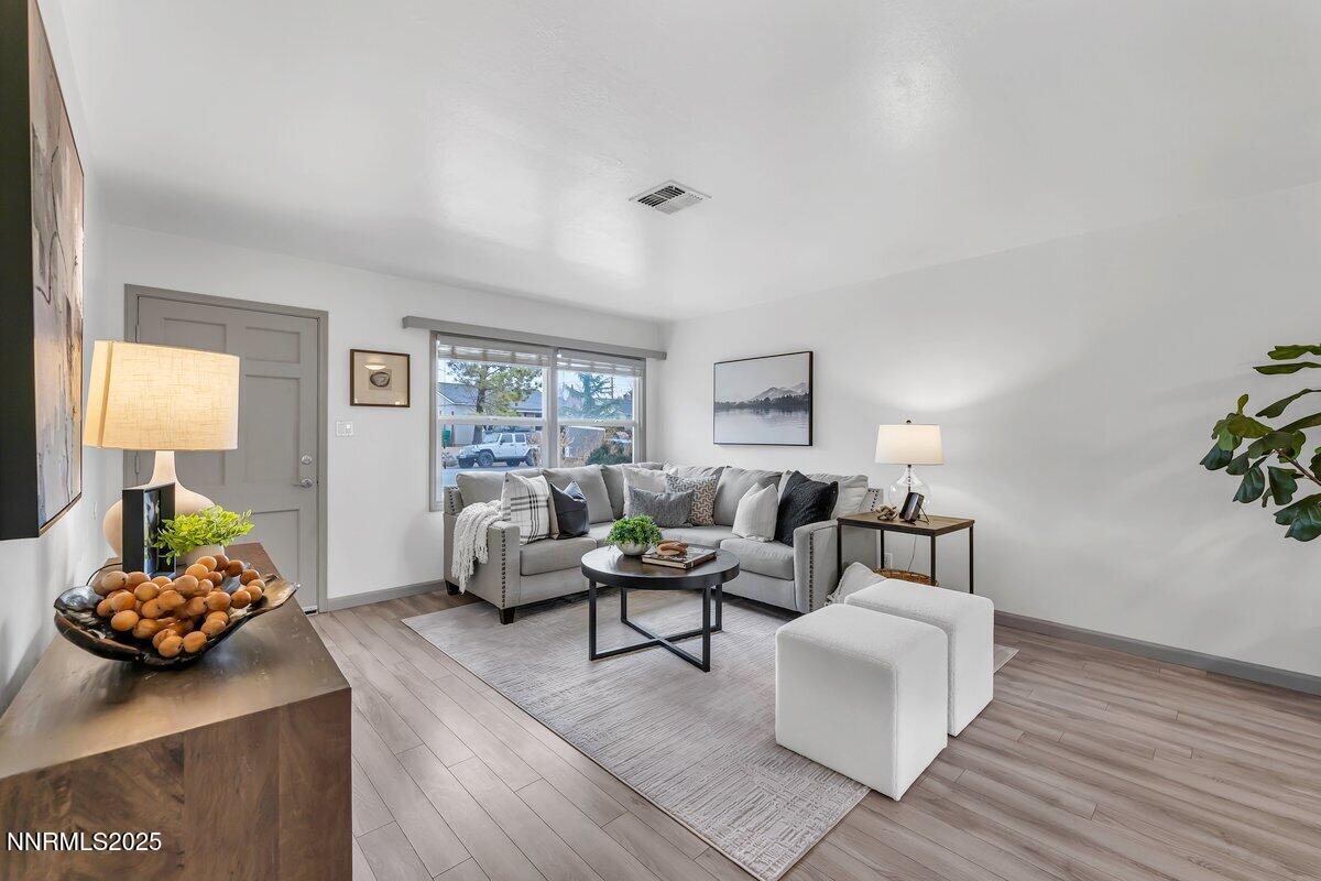 1155 Wesley Drive Reno, NV 89503 - Photo 13 of 53 1155 Wesley Dr Reno NV 89503 6 of 45