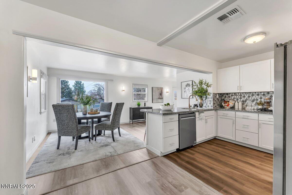 1155 Wesley Drive Reno, NV 89503 - Photo 14 of 53 1155 Wesley Dr Reno NV 89503 10 of 45