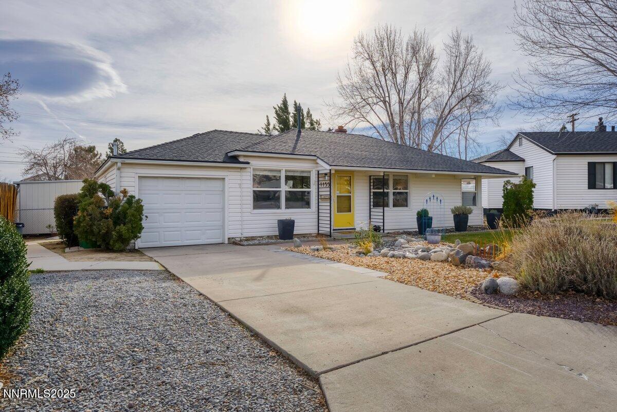 1155 Wesley Drive Reno, NV 89503 - Photo 4 of 53 1155 Wesley Dr Reno NV 89503 4 of 45