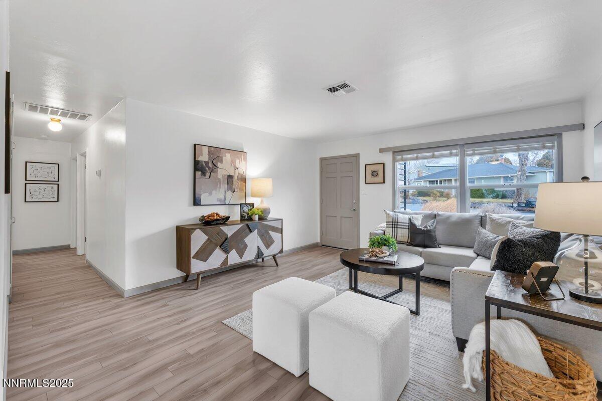 1155 Wesley Drive Reno, NV 89503 - Photo 10 of 53 1155 Wesley Dr Reno NV 89503 8 of 45