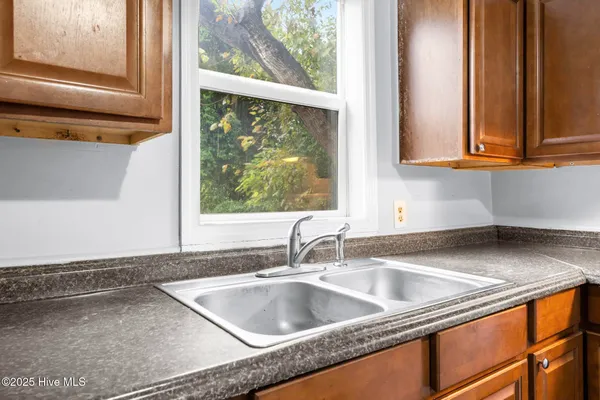 $170,000 | 857 Pasteur Street, New Bern, NC 28560
