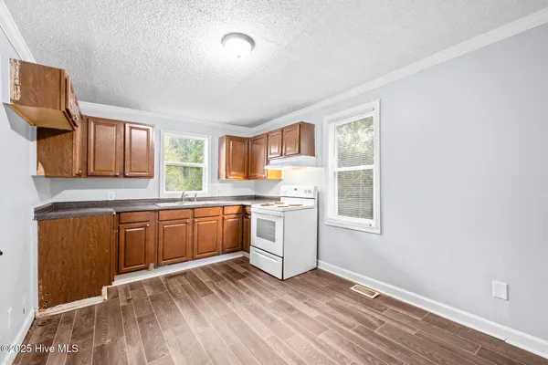 $170,000 | 857 Pasteur Street, New Bern, NC 28560