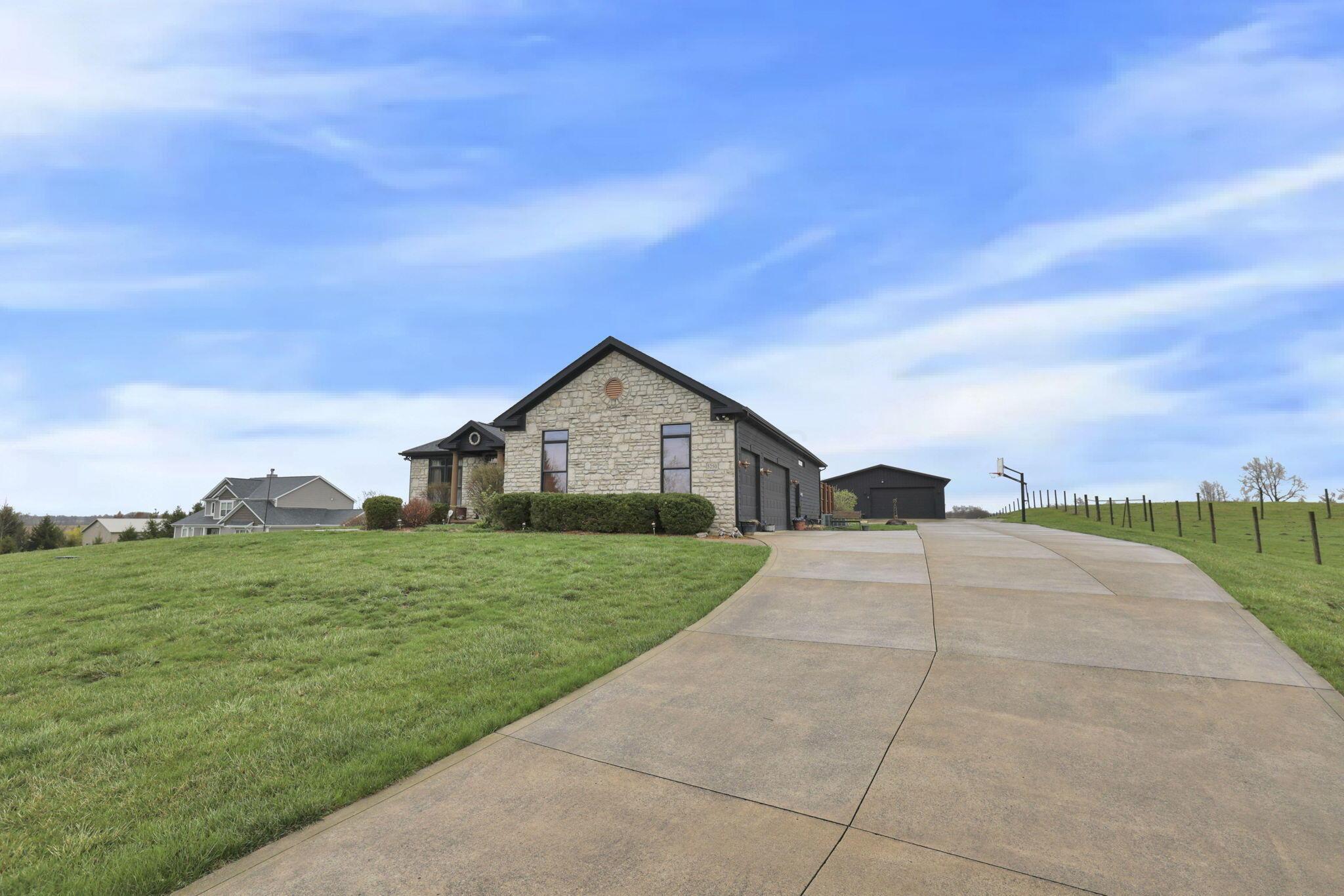 5250 Coakley Road Northwest Carroll, OH 43112 - Photo 6 of 90 6-web-or-mls-GR7A5990