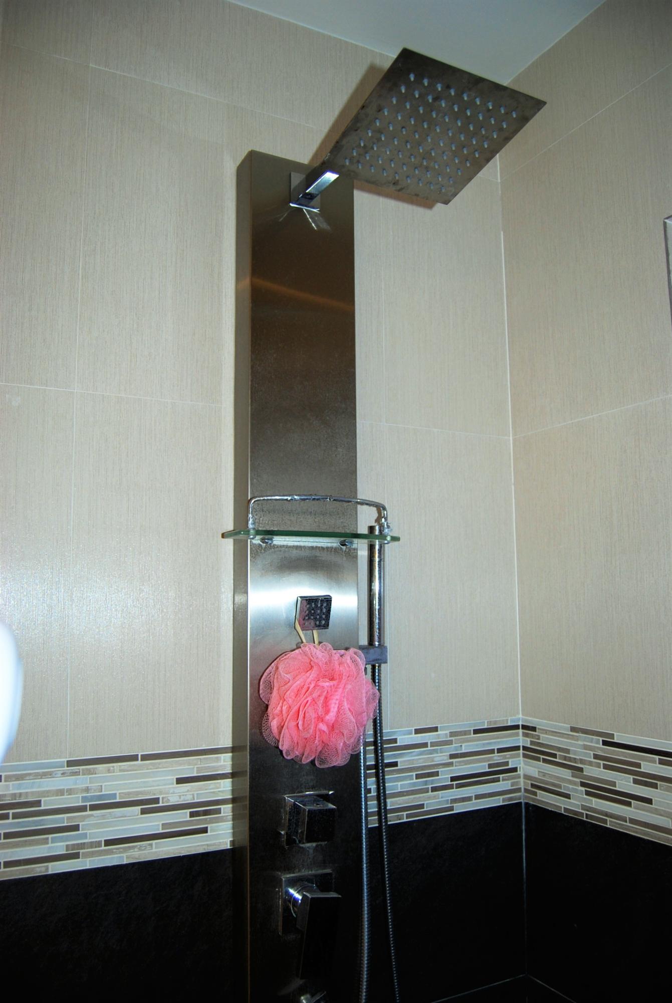 22828 Horseshoe Way Boca Raton, FL 33428 - Photo 31 of 52 Shower detail