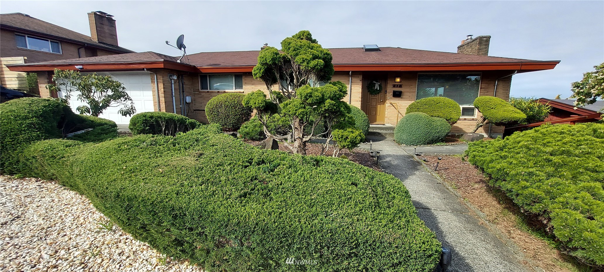 87 Monterey Drive Northeast Renton, WA 98056 - Photo 1 of 38