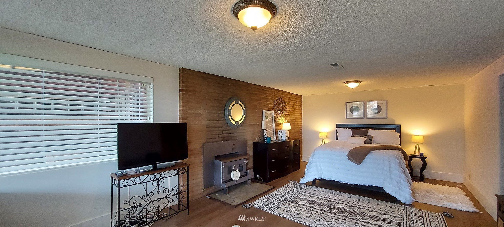 87 Monterey Drive Northeast Renton, WA 98056 - Photo 23 of 38
