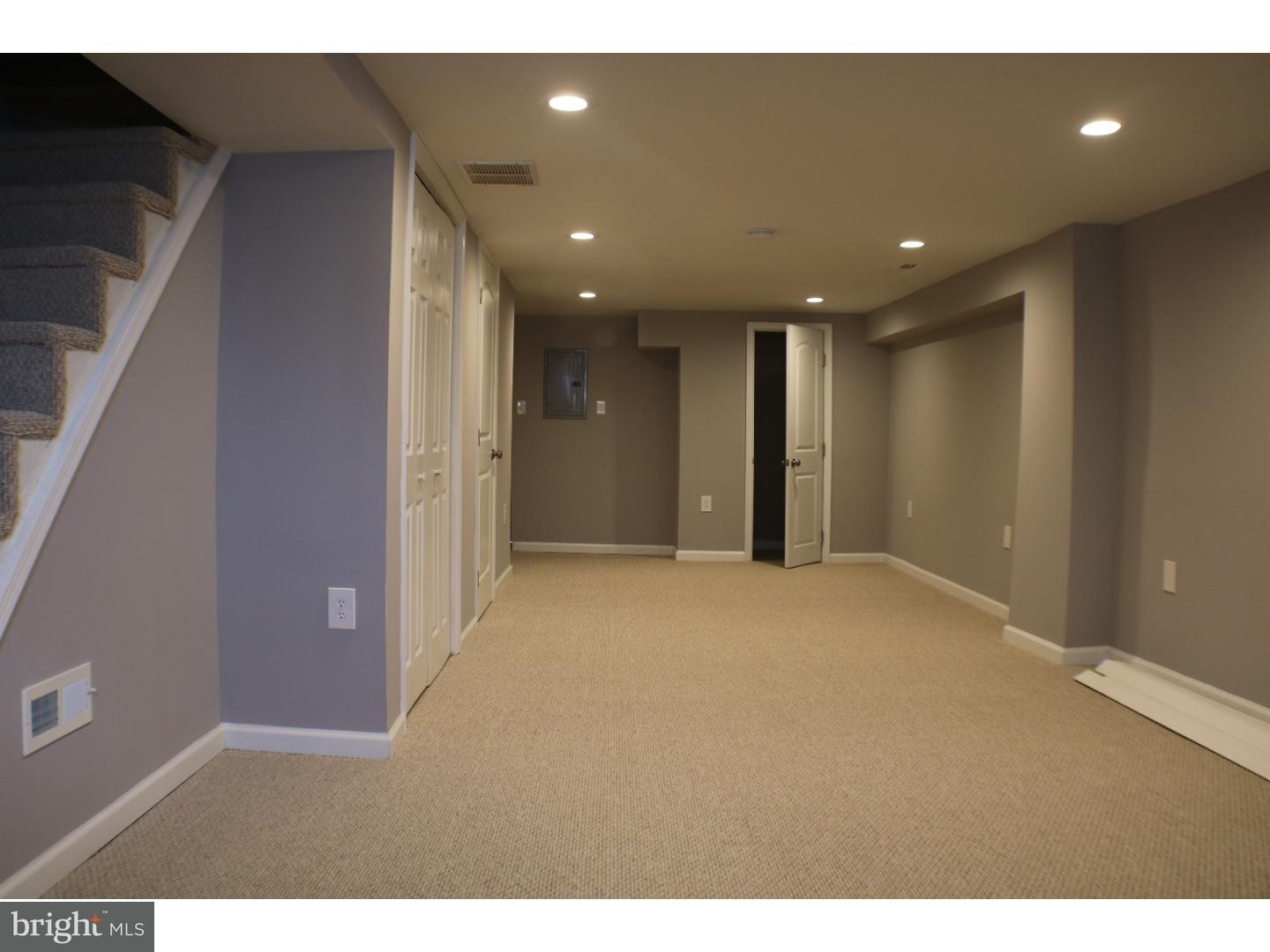 1355 Farrington Road Philadelphia, PA 19151 - Photo 11 of 14 Gallery Image 11