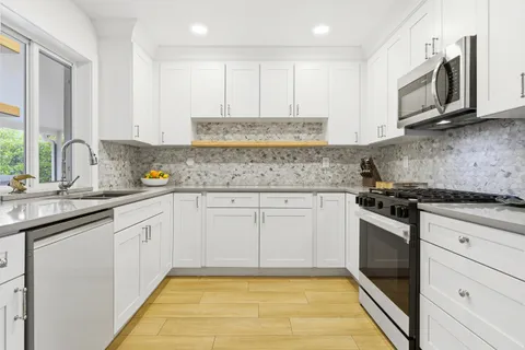 $2,795,000 | 251 Gregory Place, West Palm Beach, FL 33405