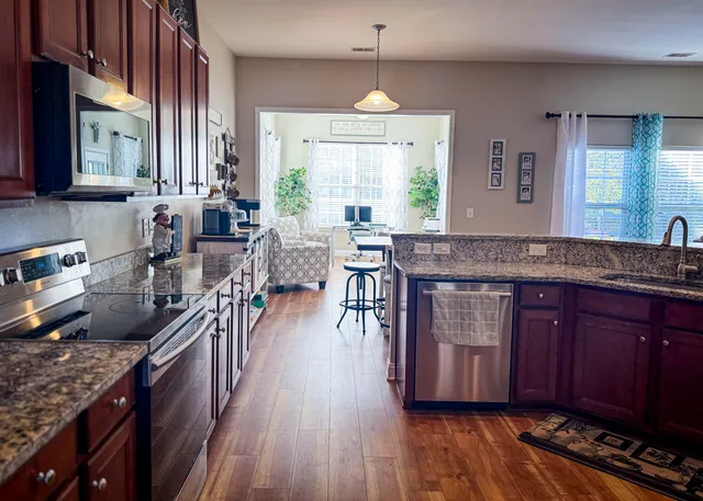 $645,000 | 7320 Brown Thrasher Court, Hanahan, SC 29410