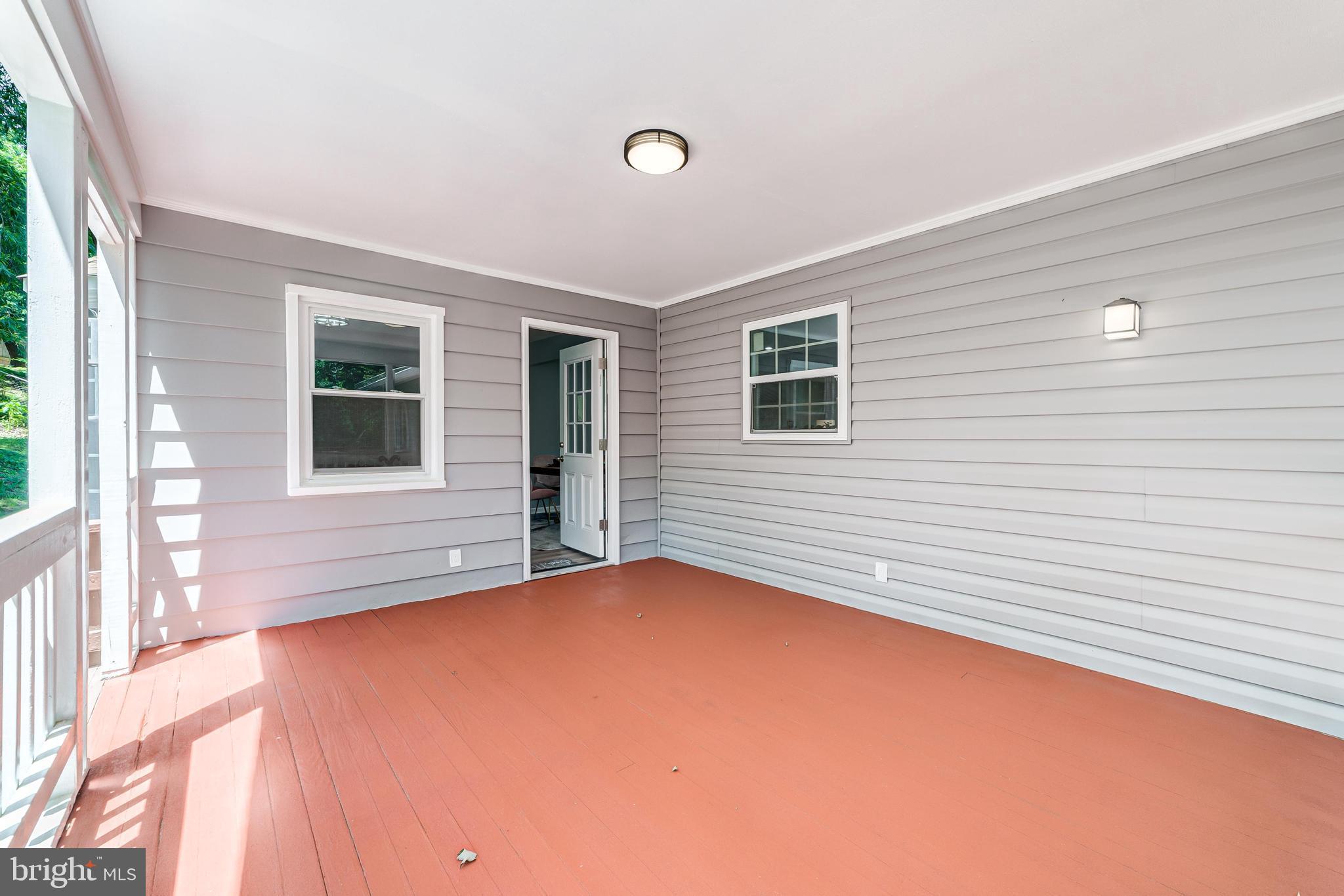 8315 Ramsgate Court Alexandria, VA 22309 - Photo 14 of 27 Gallery Image 14
