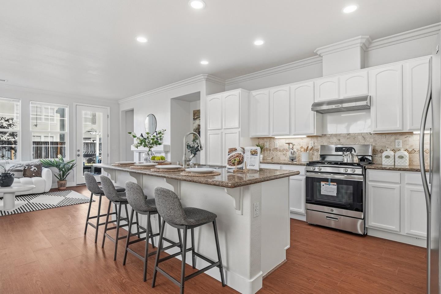 29004 Tern Place Hayward, CA 94545 - Photo 6 of 37