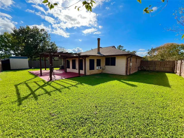 $211,000 | 104 Trail Ride Road, Angleton, TX 77515