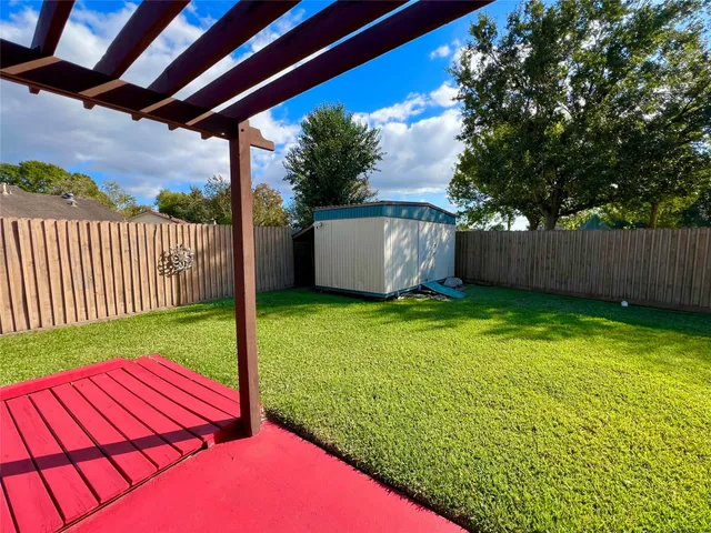 $211,000 | 104 Trail Ride Road, Angleton, TX 77515