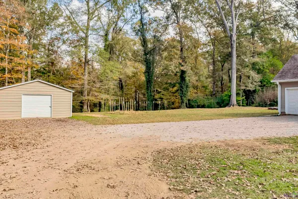 $550,000 | 9839 Byrnes Road, St. Francisville, LA 70775