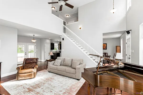 $550,000 | 9839 Byrnes Road, St. Francisville, LA 70775
