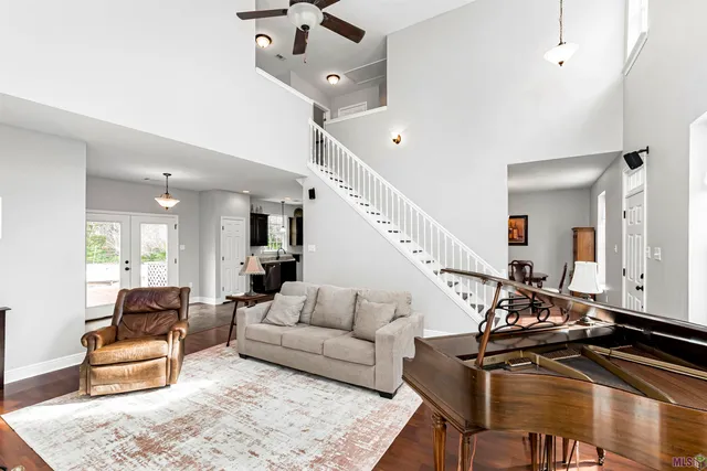 $567,000 | 9839 Byrnes Road, St. Francisville, LA 70775