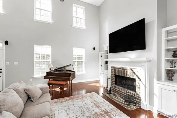 $550,000 | 9839 Byrnes Road, St. Francisville, LA 70775