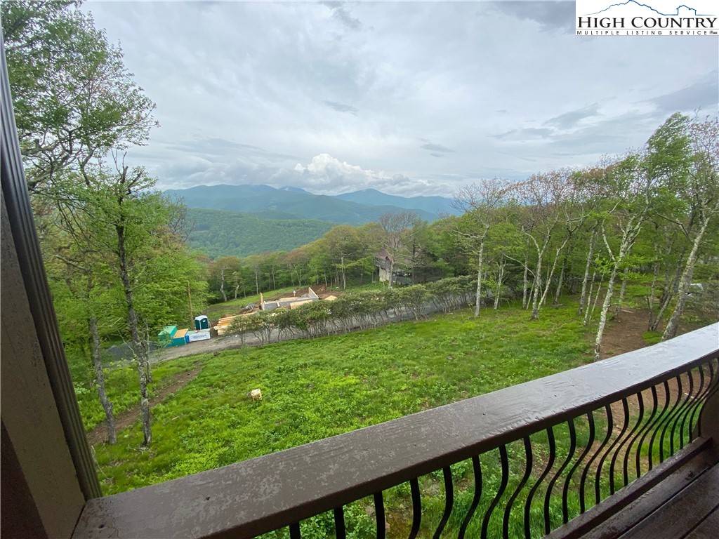 543 Broken Arrow Trail Boone, NC 28607 - Photo 33 of 35 a view of a garden from a balcony