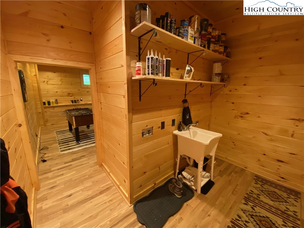 543 Broken Arrow Trail Boone, NC 28607 - Photo 7 of 35