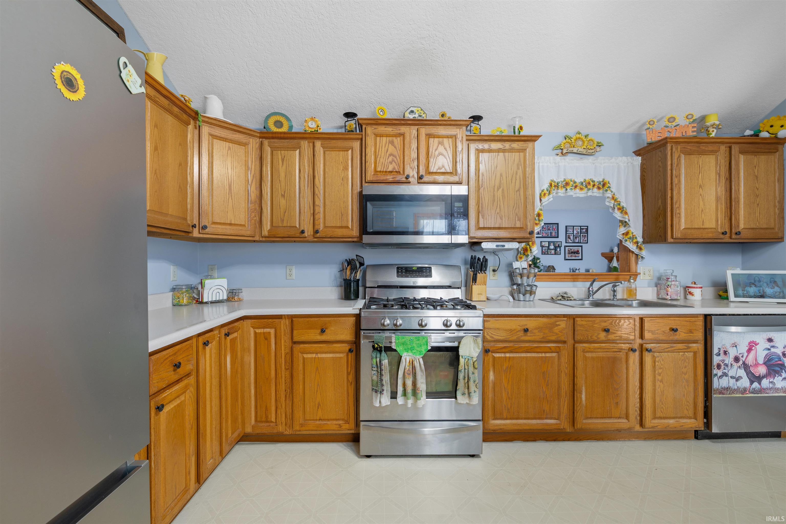 9530 Mill Ridge Run Fort Wayne, IN 46835 - Photo 8 of 30