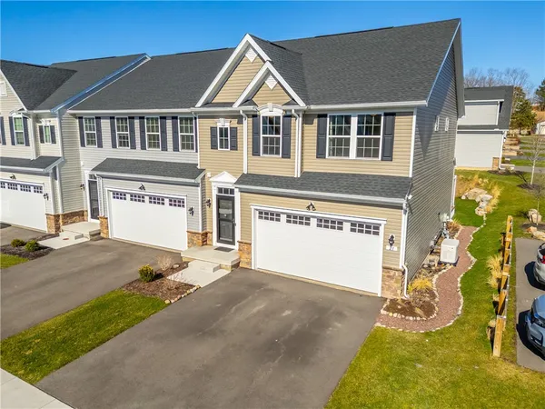 $449,900 | 21 Keuka Lane, Canandaigua City, NY 14424