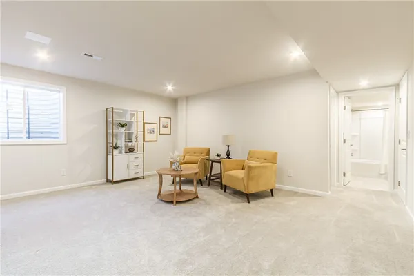 $449,900 | 21 Keuka Lane, Canandaigua City, NY 14424