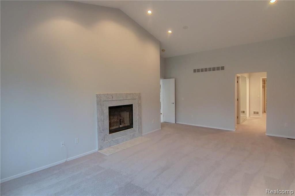 1965 Pine Ridge Lane Bloomfield Hills, MI 48302 - Photo 17 of 38