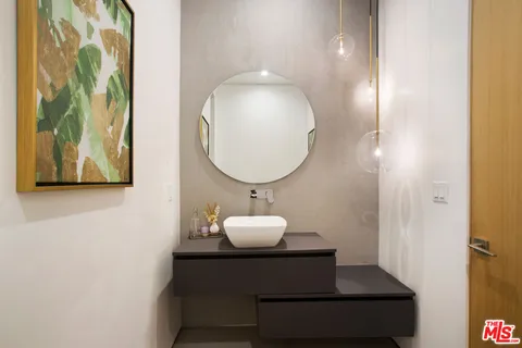 $3,399,000 | 4527 Simpson Avenue, Studio City, CA 91607