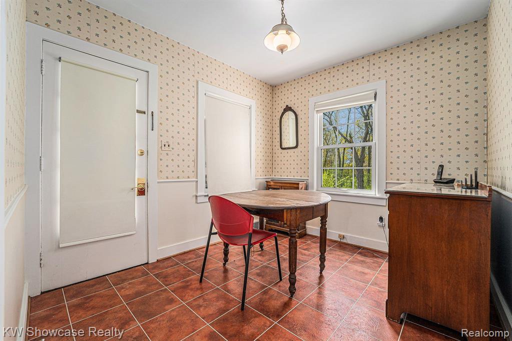3125 North Adams Road Bloomfield Hills, MI 48304 - Photo 11 of 35 Gallery Image 11