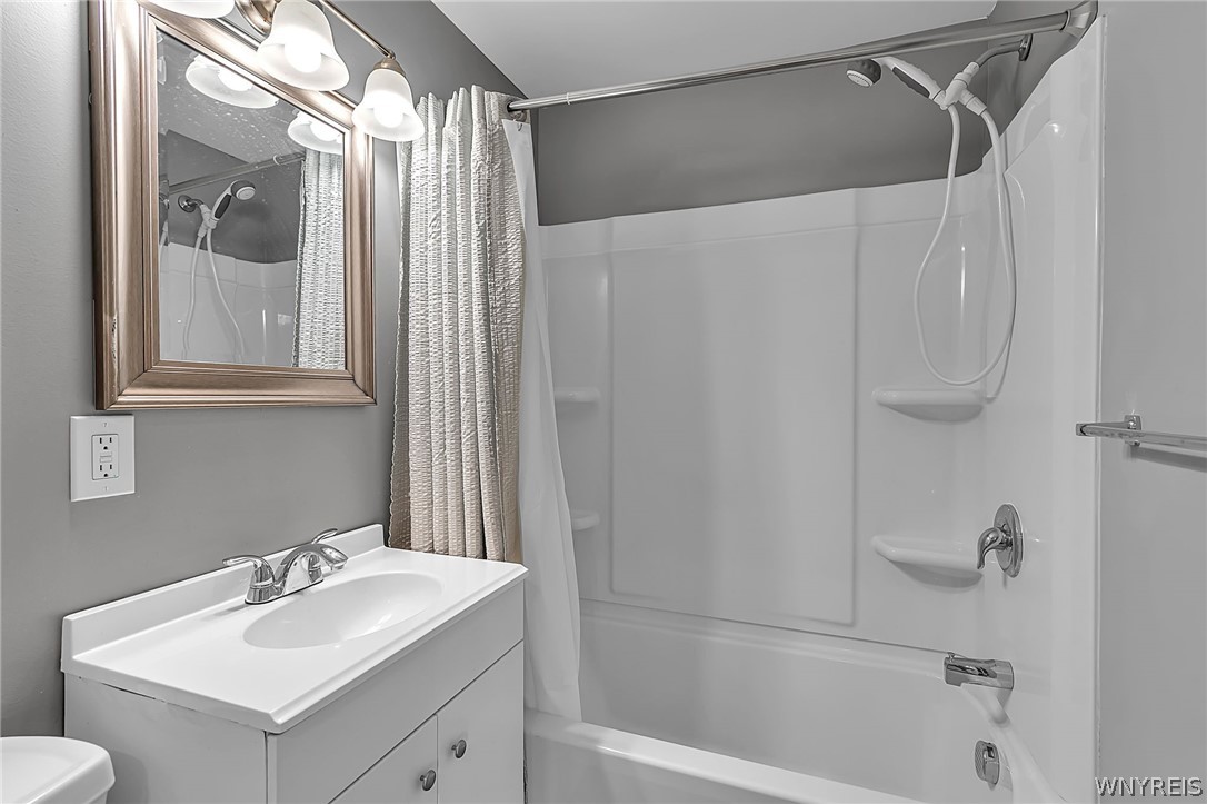 7540 Salt Road Clarence, NY 14032 - Photo 28 of 37