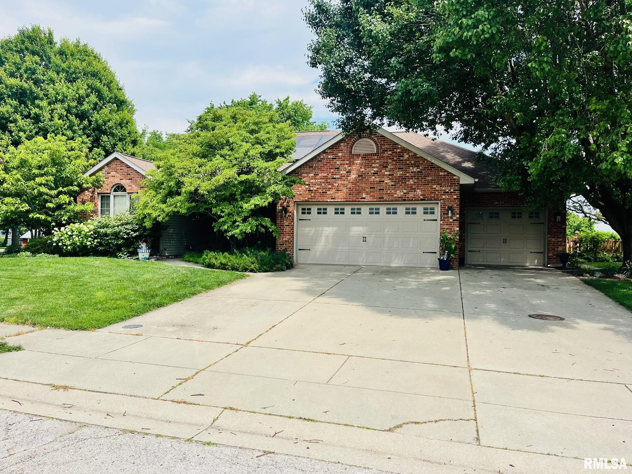 38 Maplehurst Drive Rochester, IL 62563 - Photo 1 of 1