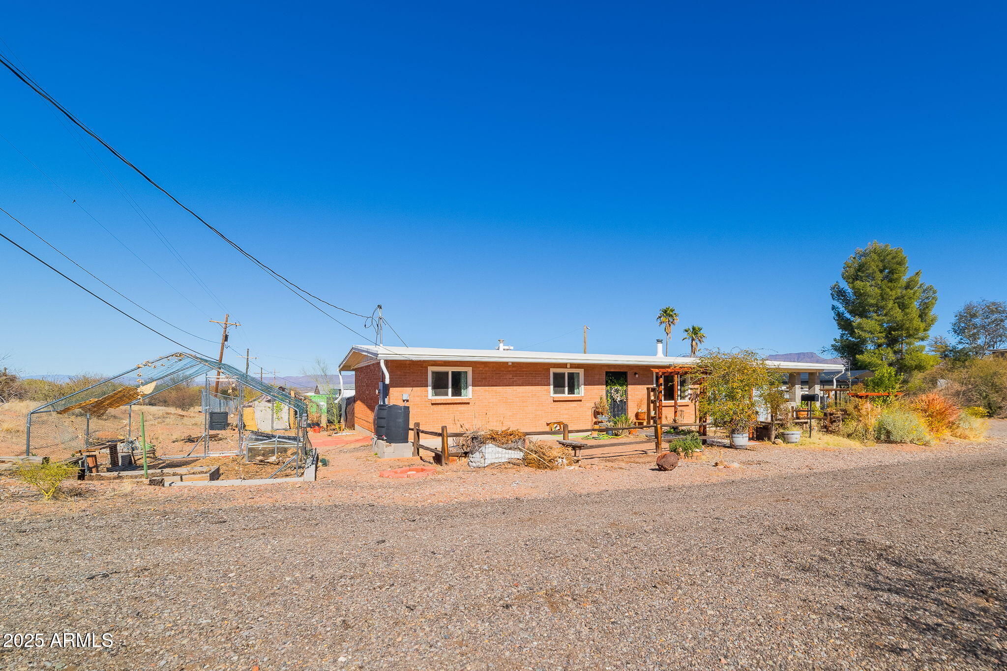 417 West Sunset Drive Mammoth, AZ 85618 - Photo 35 of 35 a view of a street
