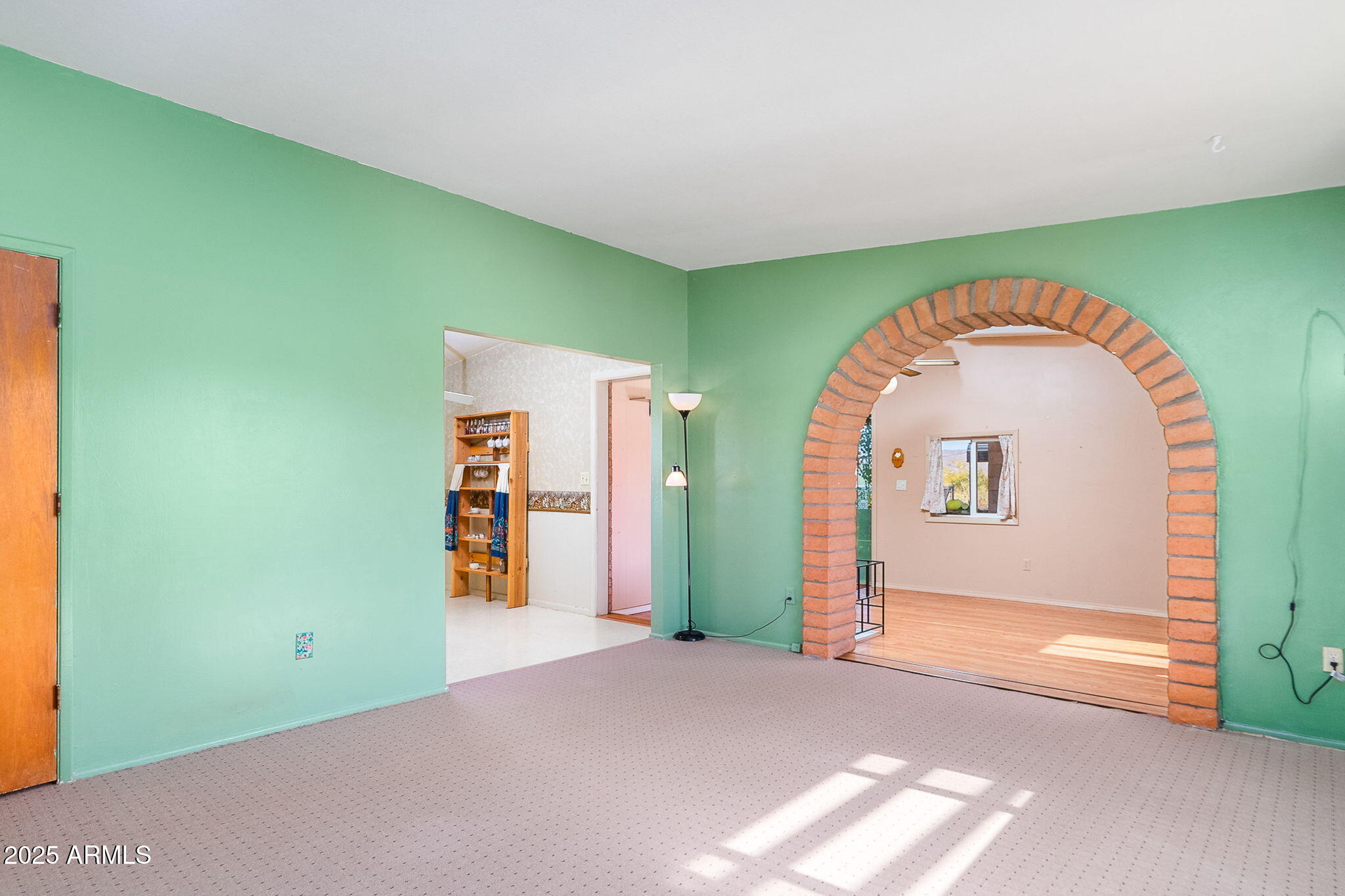 417 West Sunset Drive Mammoth, AZ 85618 - Photo 7 of 35 a view of a hallway with entryway