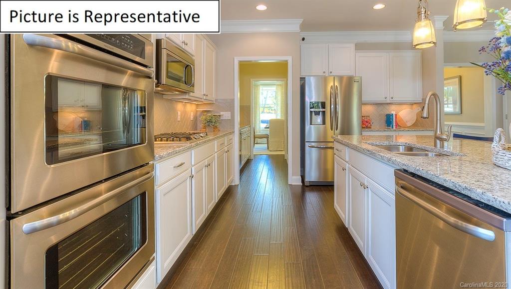5009 Oakmere Road Waxhaw, NC 28173 - Photo 5 of 44 Gallery Image 5