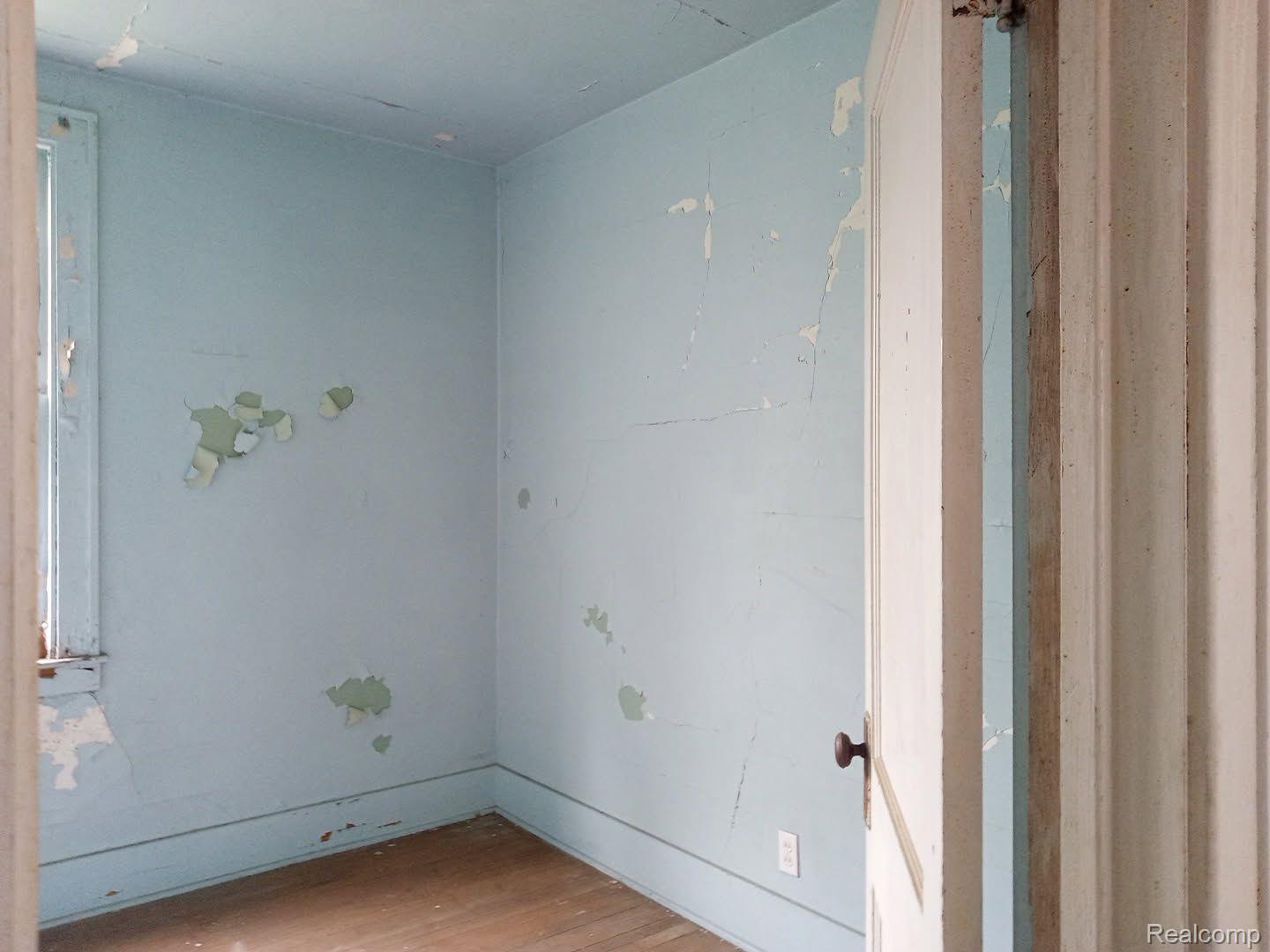 7477 Prairie Street Detroit, MI 48210 - Photo 17 of 37 Gallery Image 17