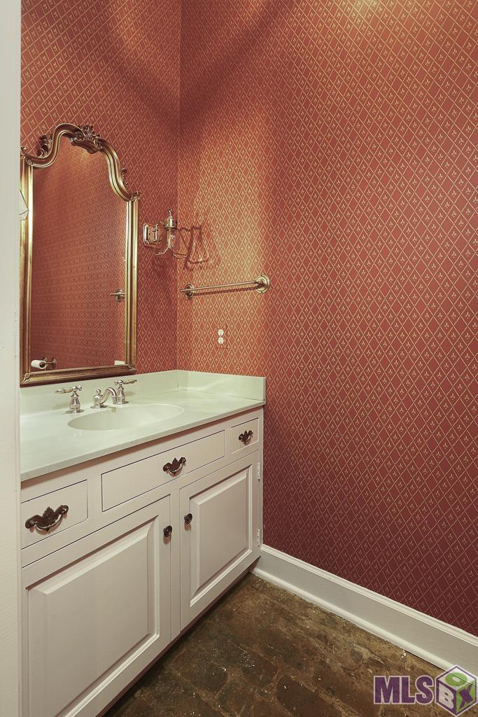 45 Jamestowne Court Baton Rouge, LA 70809 - Photo 34 of 35 Half Bath