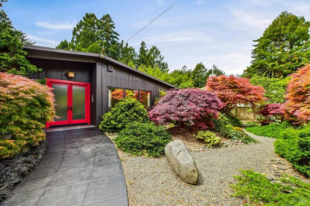 $995,000 | 2300 S Street, Eureka, CA 95501