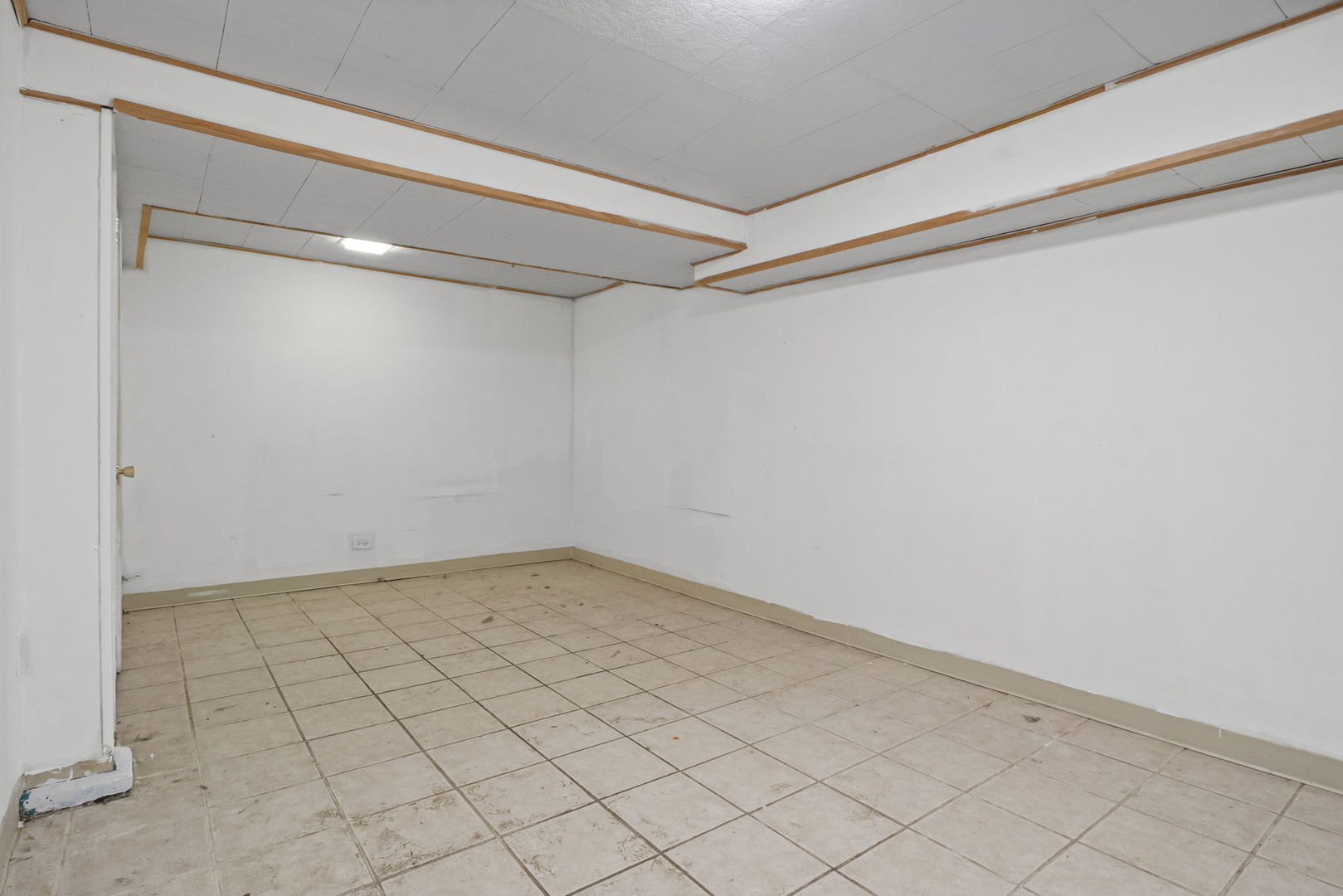 7605 Manchester Manor Hanover Park, IL 60133 - Photo 13 of 21