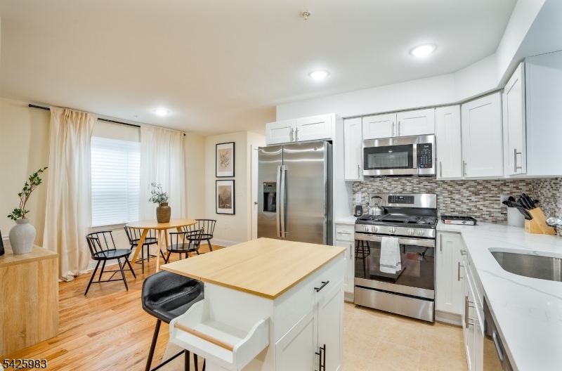 84 West Alpine Street Newark, NJ 07108 - Photo 18 of 20