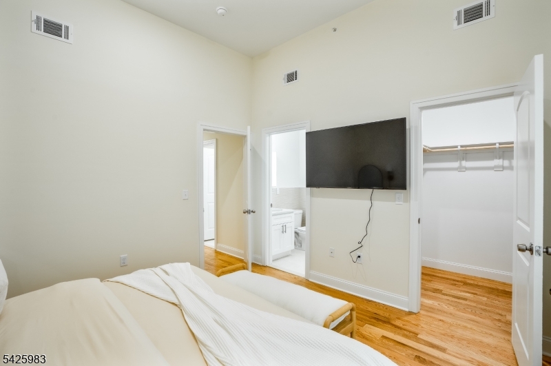 84 West Alpine Street Newark, NJ 07108 - Photo 8 of 20