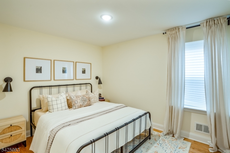 84 West Alpine Street Newark, NJ 07108 - Photo 9 of 20