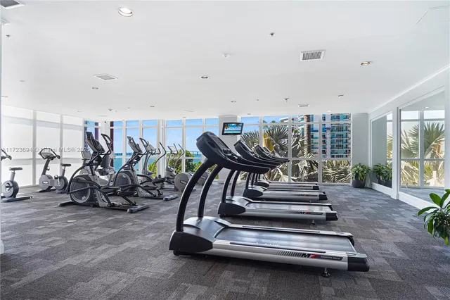 $950,000 | 1155 Brickell Bay Drive, Unit 704, Miami, FL 33131