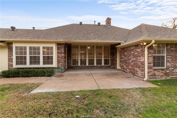 $3,000 | 4709 Shoal Creek Drive, College Station, TX 77845
