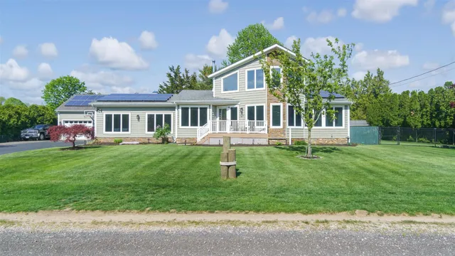 $899,000 | 24 Jacobs Place, Aquebogue, NY 11901