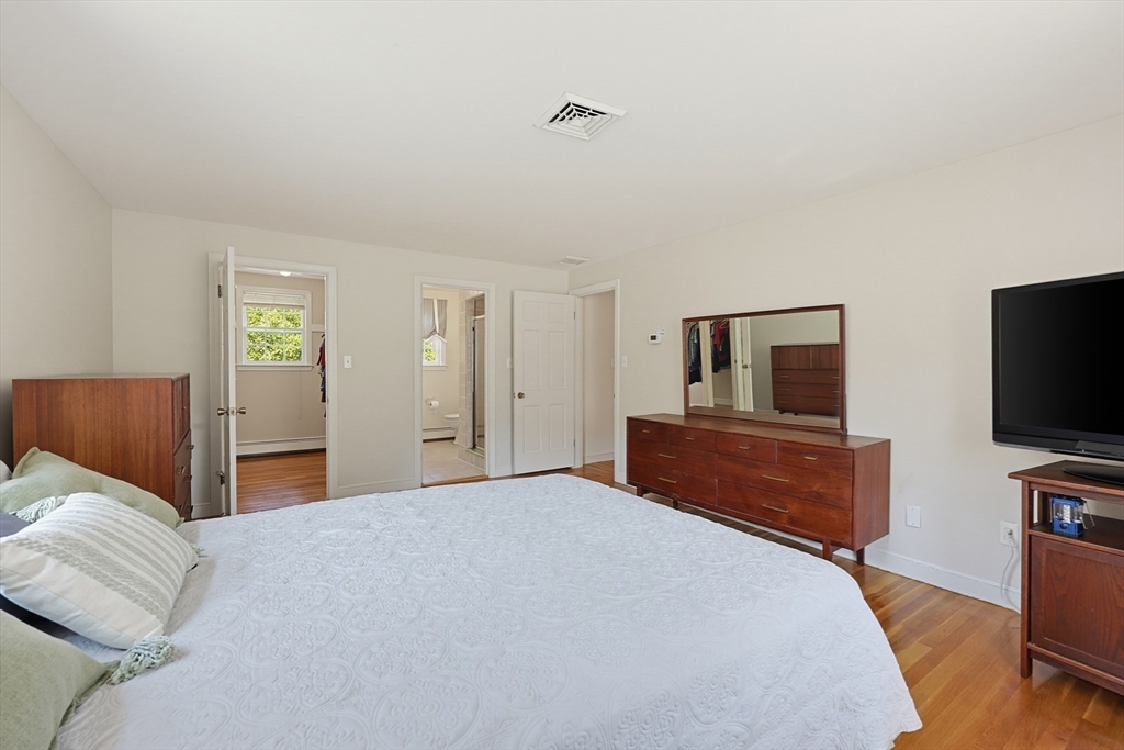 19 Belmont Road Wakefield, MA 01880 - Photo 26 of 42